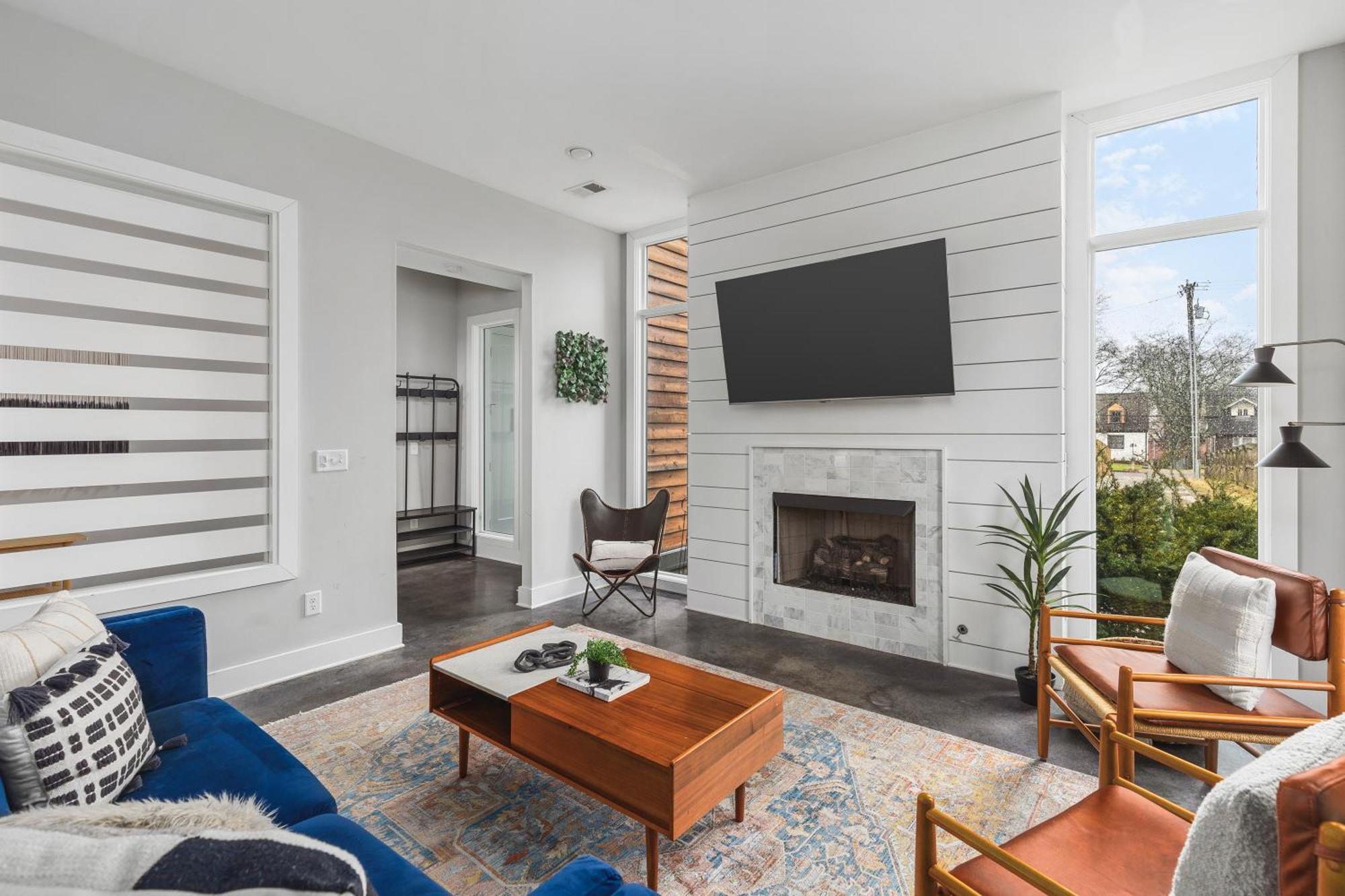 Modern Luxury Rooftop Deck, 3 Mi To Downtown Нашвил Екстериор снимка